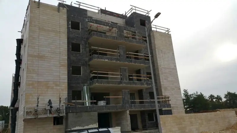 איטום קירות חיצוניים בבניין - מה חשוב לדעת?
