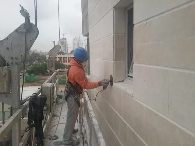 שיפוץ בניין חיצוני - המדריך השלם